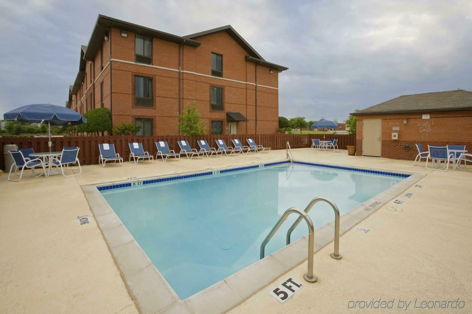 Extended Stay America Suites - Wichita - East Exteriér fotografie